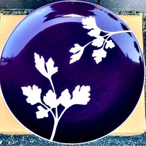 Discontinued Leaf Design Scandinavian Fargrik IKEA SWEDEN Dinner Plate